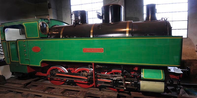 La locomotora Peñacastillo y la locomotora Revilla