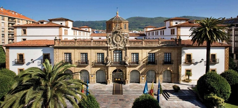 Oviedo