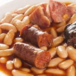 fabada tradicional con su compango