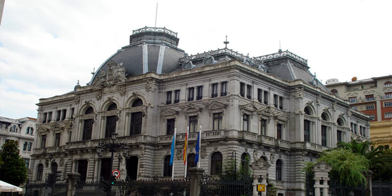 Palacio de la Junta General del Principado de Asturias