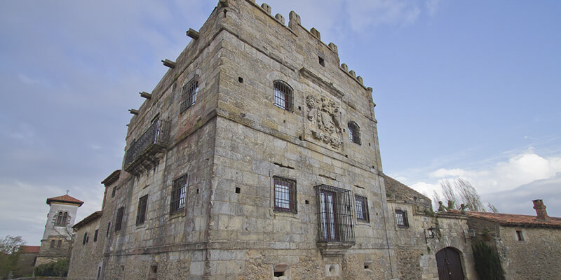 Torre de Beltrán de la Cueva