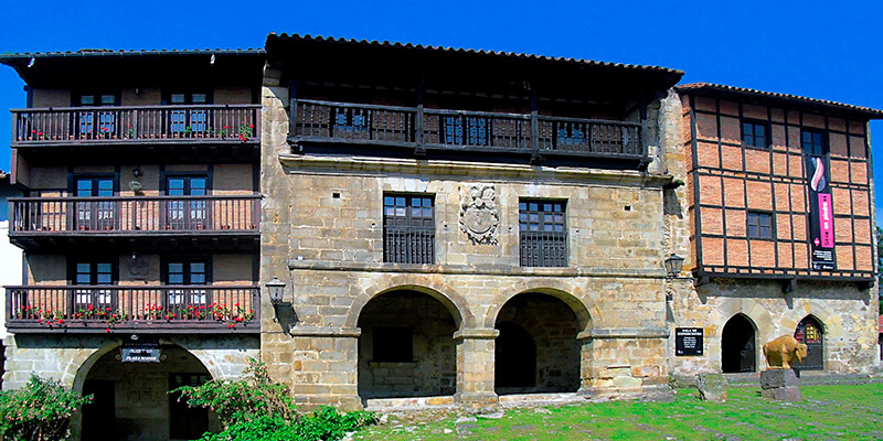 Casas de Águila y La Parra