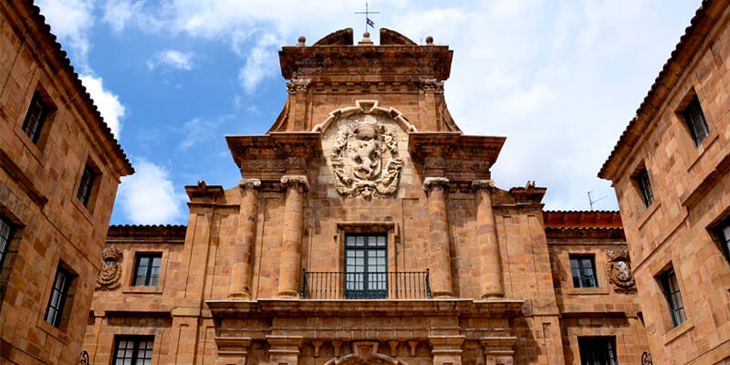 Casonas y Palacios del Casco Histórico