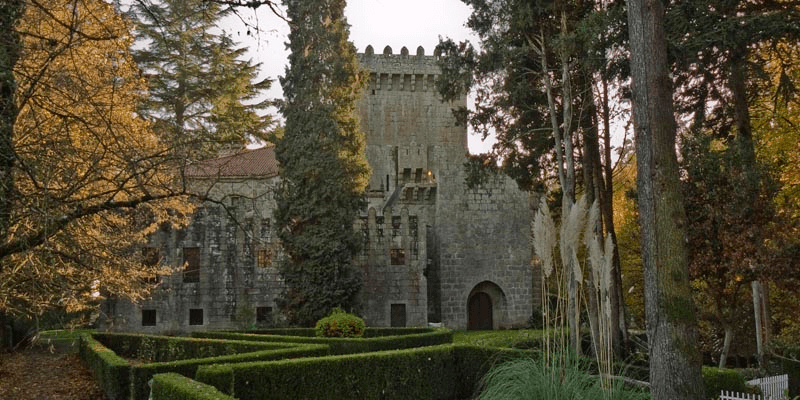 Castillo de Ferreira de Pantón