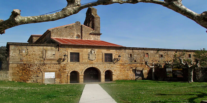 Convento de San Ildefonso y Centro de Interpretación del Camino
