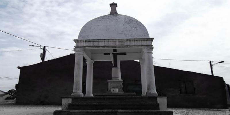 Cruceiro y Pelourinho da Trofa