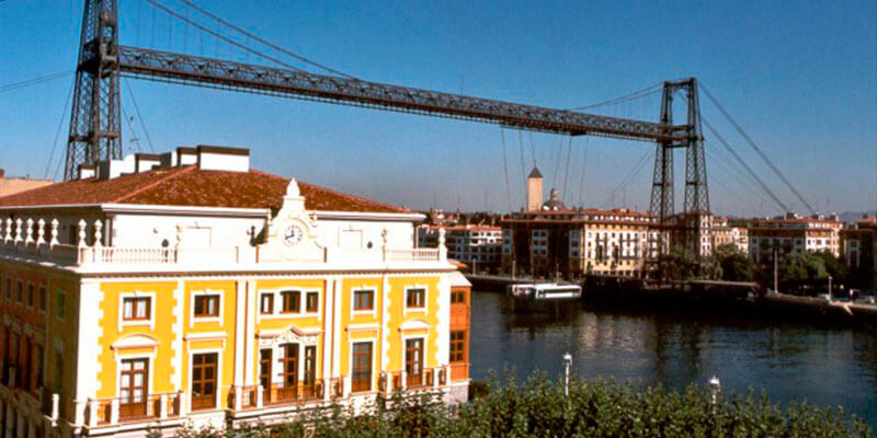 Gran Hotel Puente Colgante