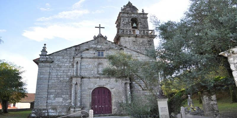 Iglesia de San Salvador de Tol