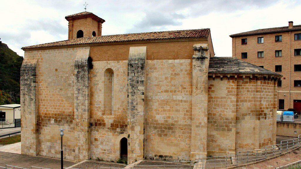 Iglesia Santa María de Jus del Castillo