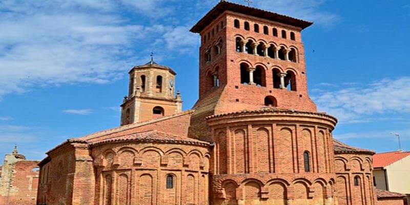 Iglesia de San Tirso