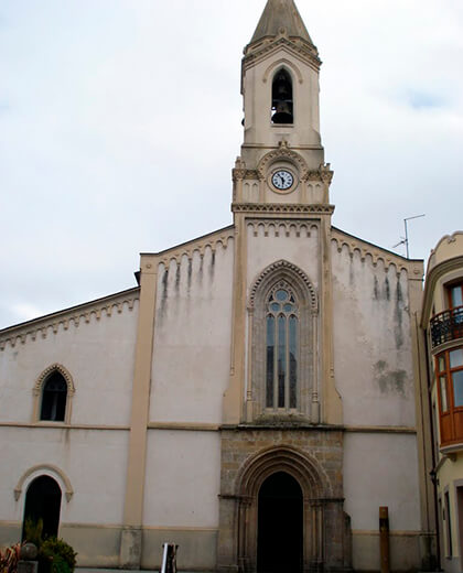 Iglesia de Santa María del Campo
