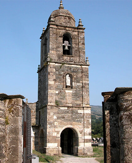 Iglesia de Santiago de Triacastela