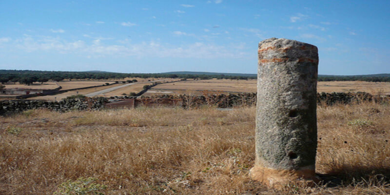 Los Miliarios y los Restos de la Calzada Romana