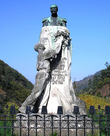 Monumento al Marqués de Comillas