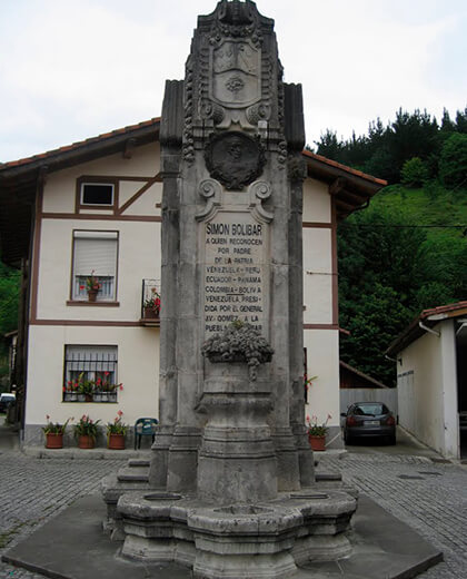 Monumento a Simón Bolívar