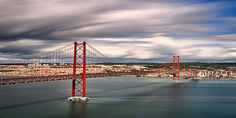 Puente 25 de Abril