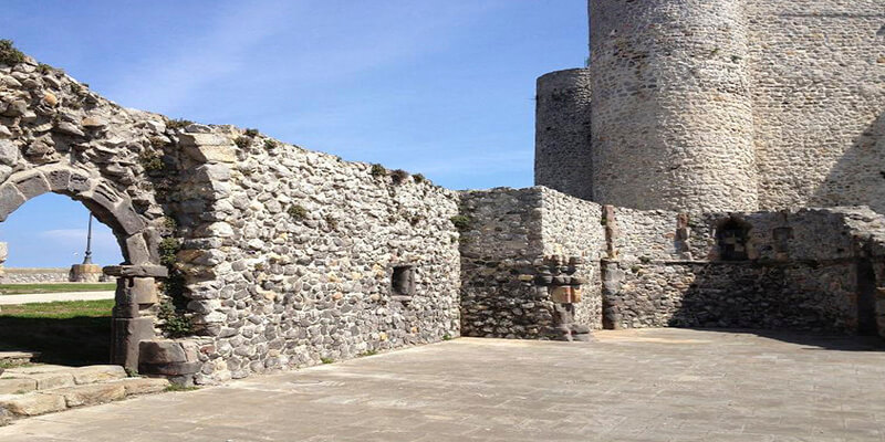 Ruinas de la Iglesia de San Pedro