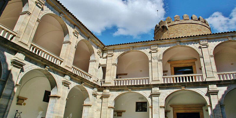 Iglesia de Santa Marina